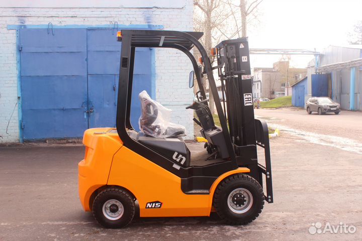 Вилочный погрузчик UN Forklift FD25, 2024