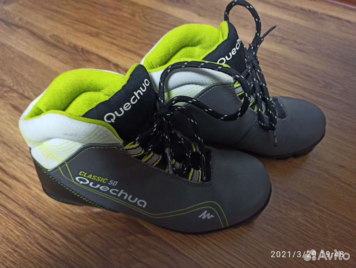 Лыжные ботинки. Размер 35