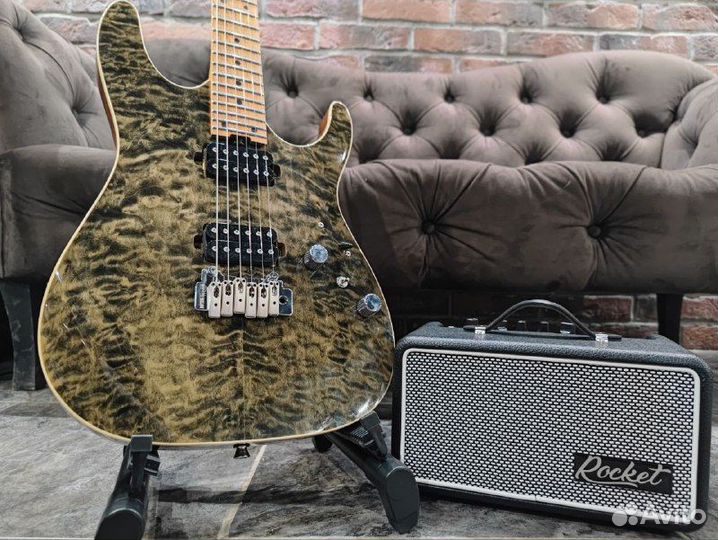 Электрогитара SuperStrat + Комбик Портативный