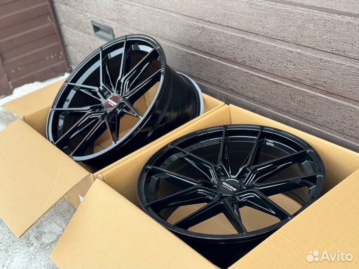 Диски r19 5x1114,3 Rohana Design RFX черные Lexus