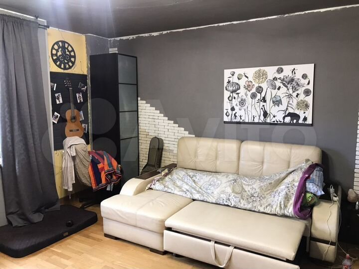 3-к. квартира, 106,8 м², 2/8 эт.