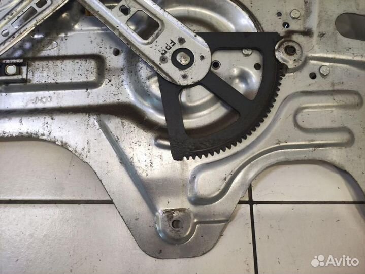 Стеклоподъемник электр. передний правый Kia Cerato