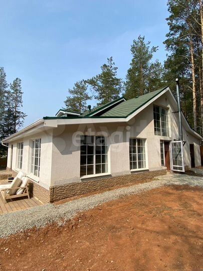 Коттедж 234,7 м² на участке 17 сот.