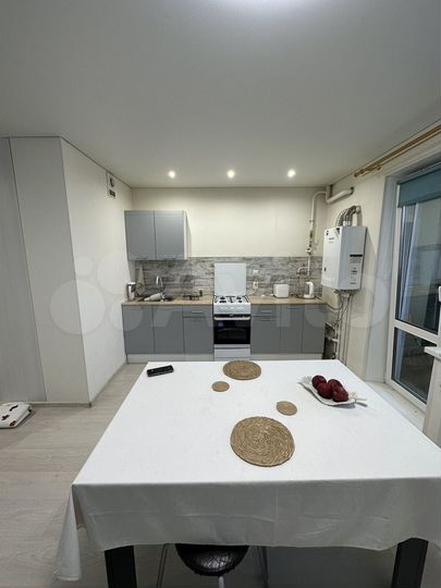 3-к. квартира, 67 м², 1/10 эт.