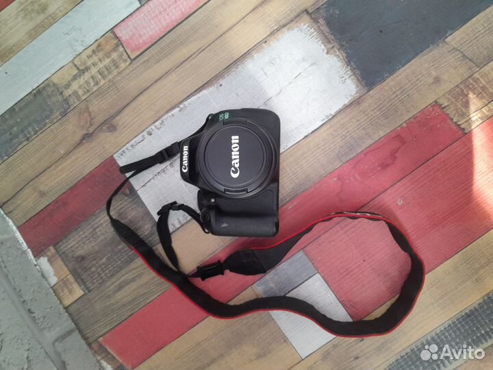 Зеркальный фотоаппарат canon