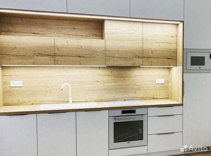 Кухня угловая с барной стойкой