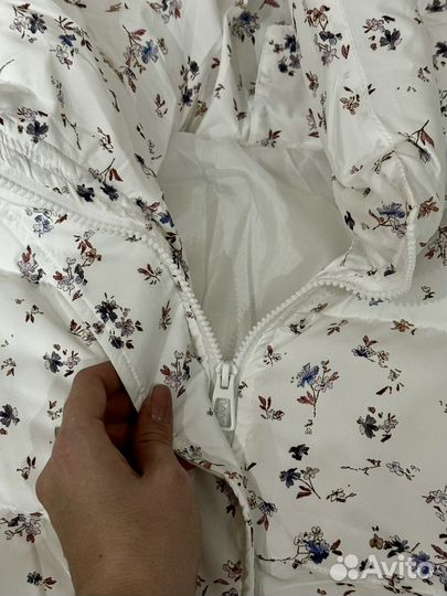 Куртка женская зимняя в цветочек размер S