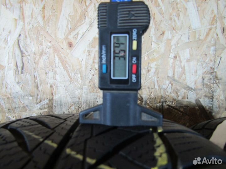 Goodyear UltraGrip Performance 2 225/50 R17