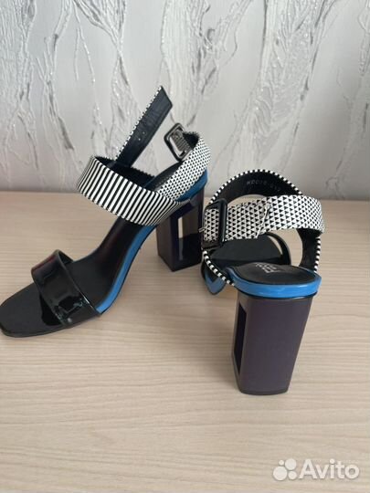 Босоножки женские 37 размер новые