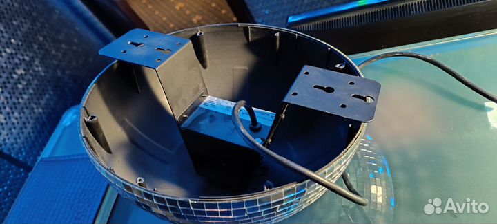 Зеркальная полусфера