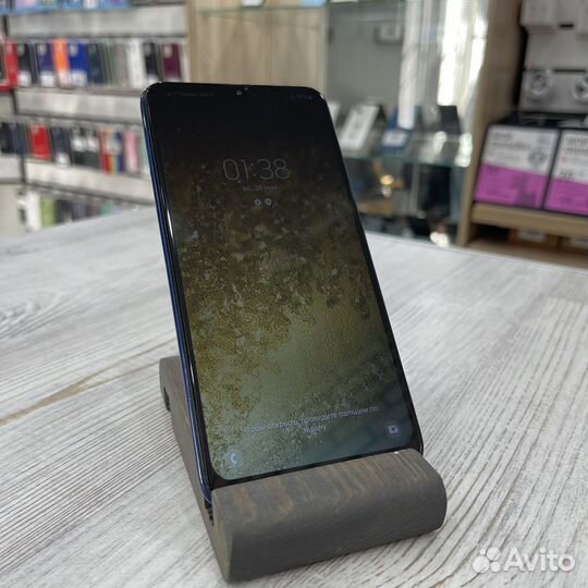 Samsung Galaxy A10, 2/32 ГБ