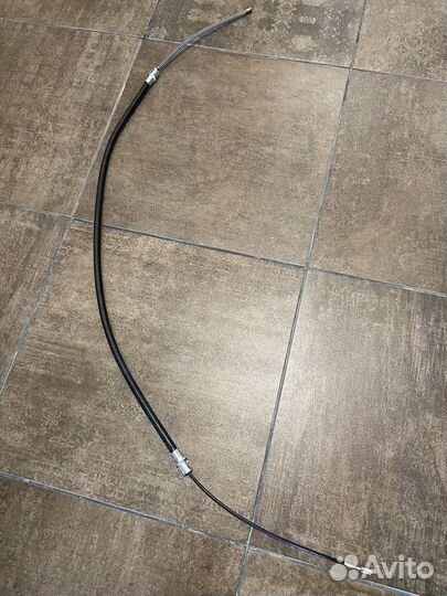 Трос стояночного тормоза правый voyager/caravan 3