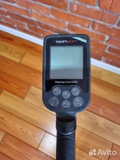 Металлоискатель nokta makro simplex plus