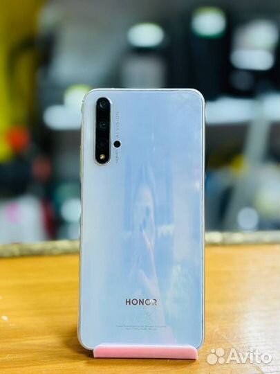 HONOR 20, 6/128 ГБ