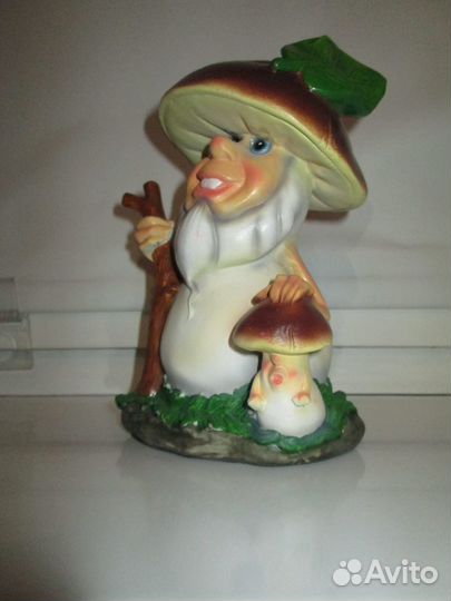 Фигурка садовая