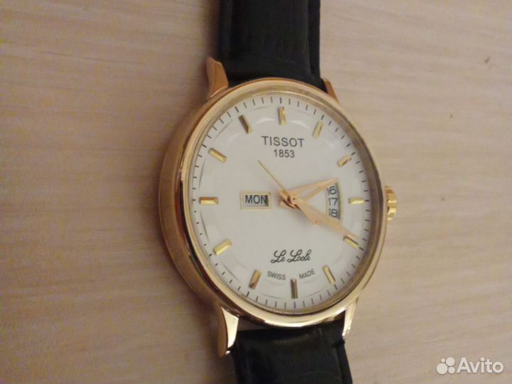 Золотые часы Tissot 40 mm