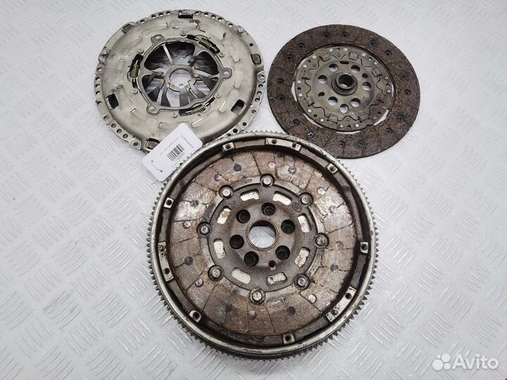 Маховик для Volkswagen Touran 1