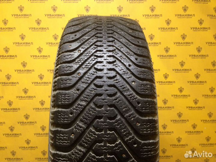 Goodyear UltraGrip 500 215/65 R15
