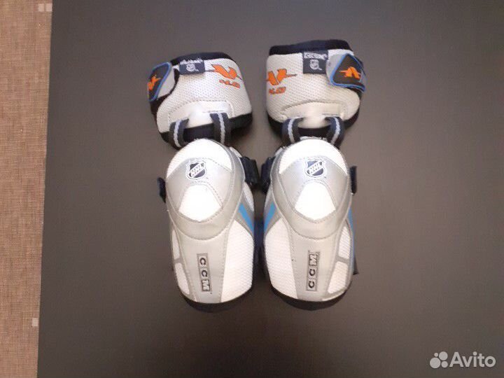 Налокотники хоккейные CCM