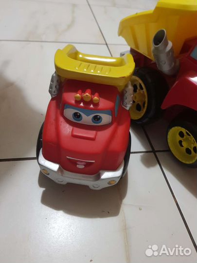 Грузовики Чак из мультика