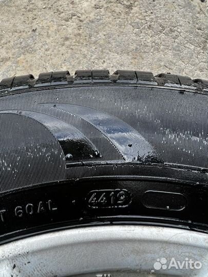 Nokian Tyres Nordman SX2 215/60 R16 99H