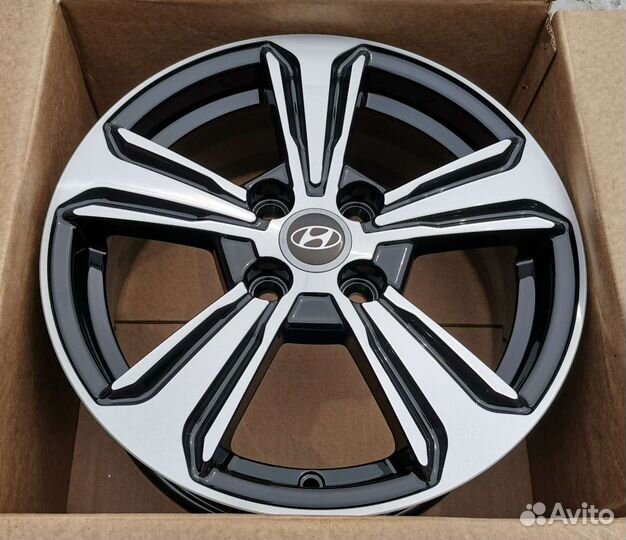 Hyundai Solaris, Kia Rio R15 новые