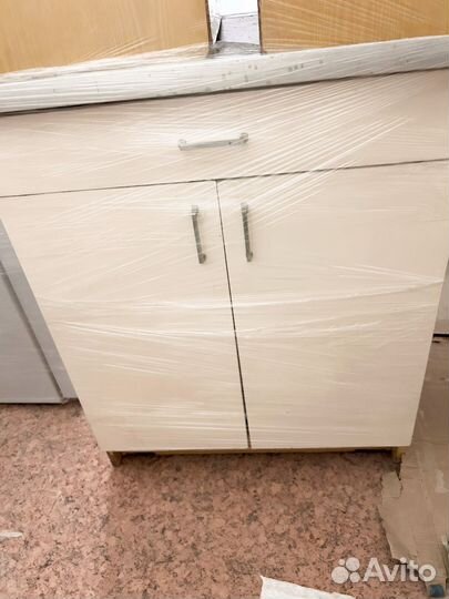 Продам кухонный гарнитур бу