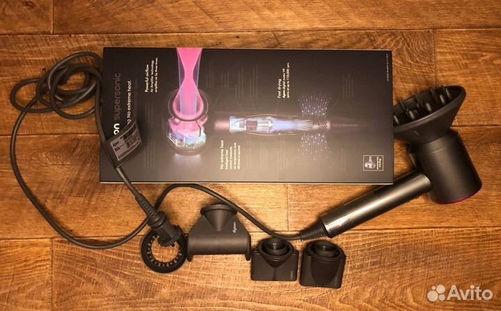 Фен Dyson Supersonic HD08