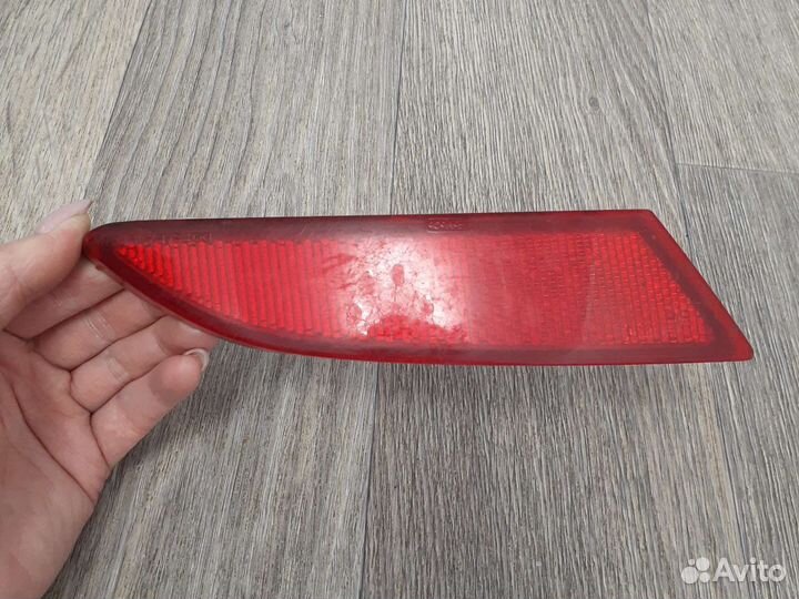 Отражатель бампера правый Ford Focus 3 седан