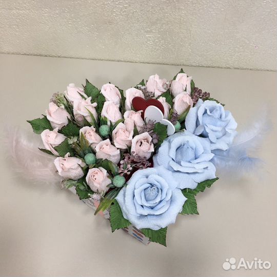 Букет. Розы. Подарок сладкий на свадьбу