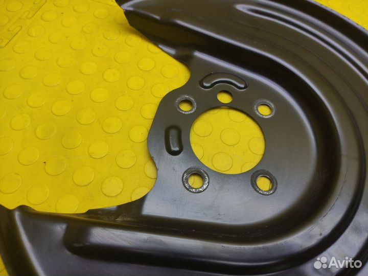 Щиток тормозного диска, пыльник тормозного диска