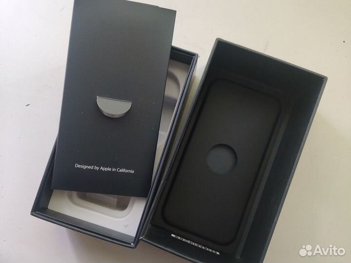 Коробка от iPhone 5