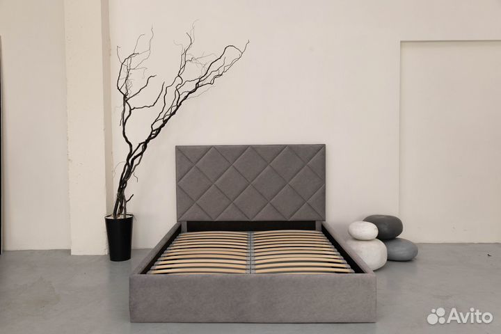 Кровать двухспальная