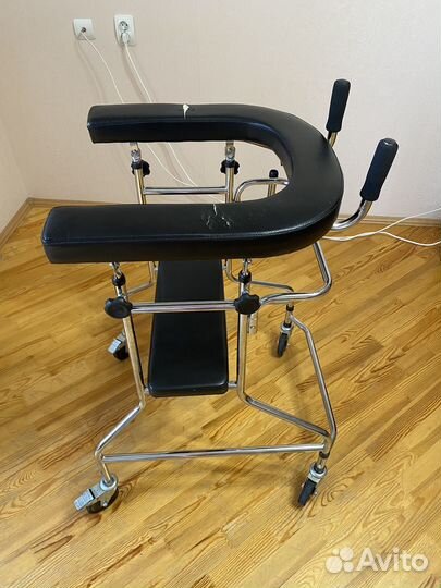 Ходунки для взрослых Armed со съемным сиденьем