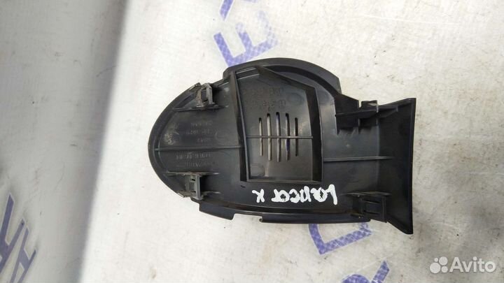 Накладка декоративная левая Mitsubishi Lancer 10