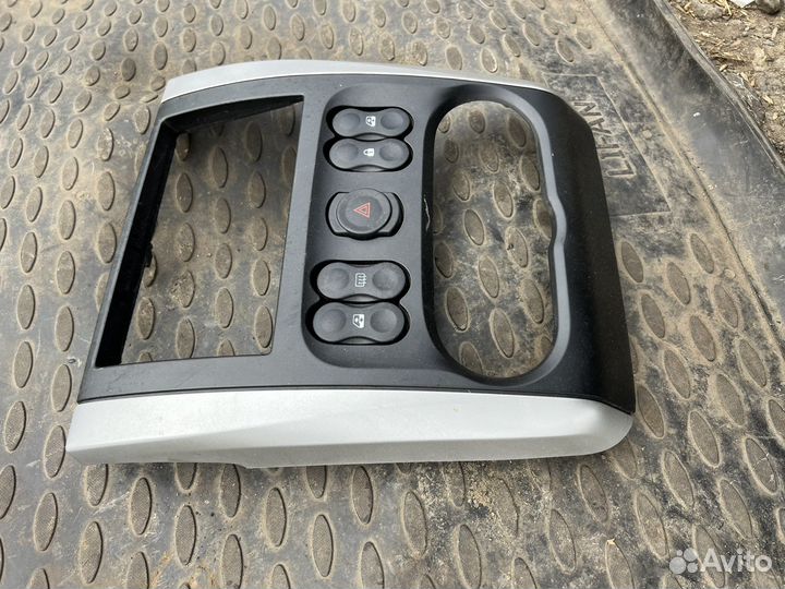 Рамка магнитолы Nissan Almera G15