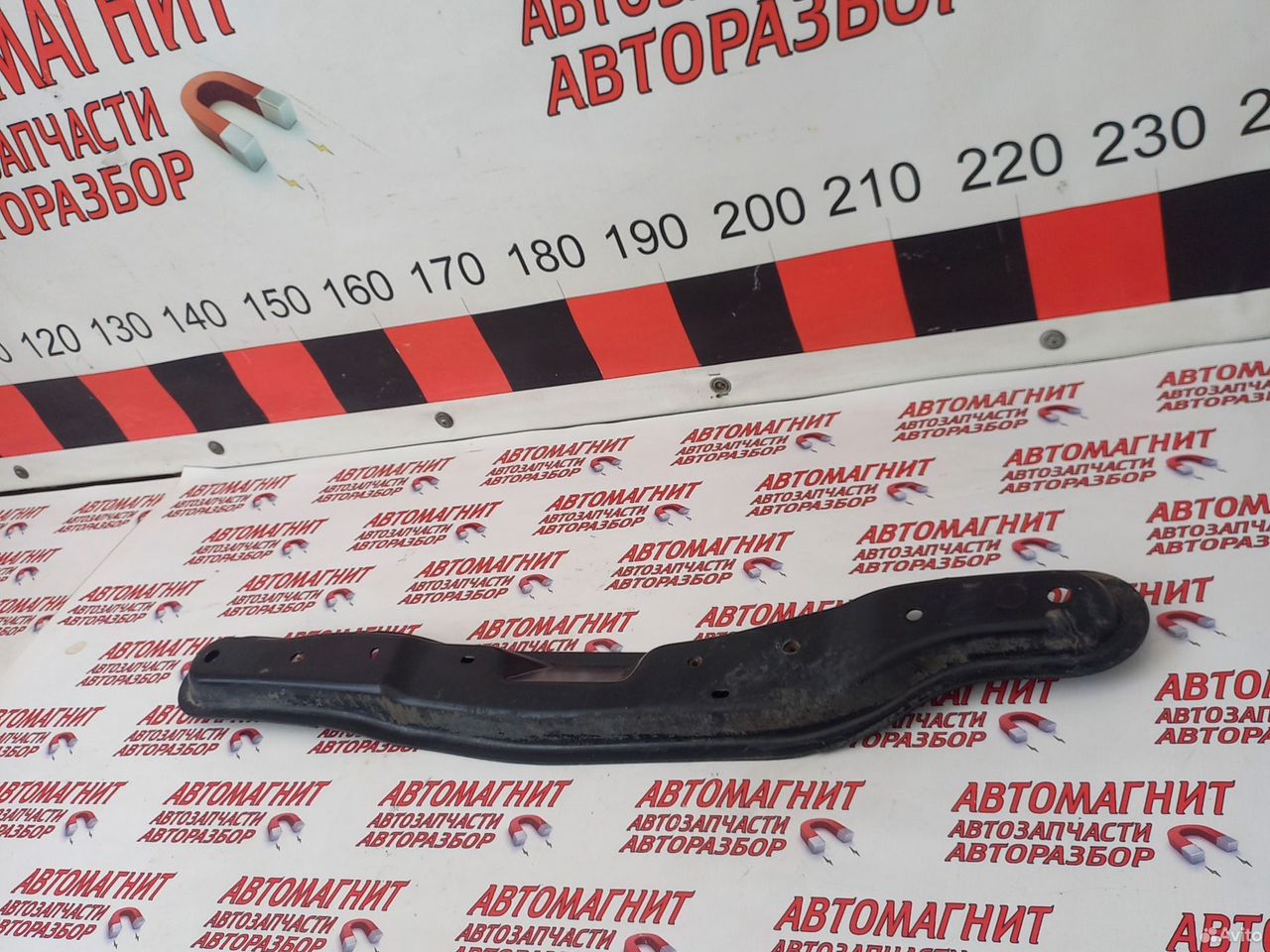 Лыжа балка поперечная Рено Аркана