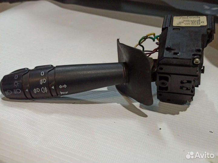 Переключать света LADA Largus