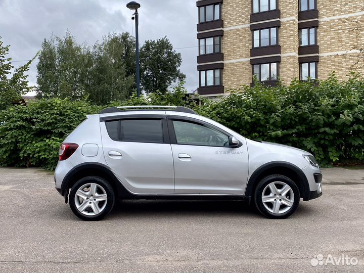 Renault Sandero Stepway 1.6 AT, 2017, 125 379 км