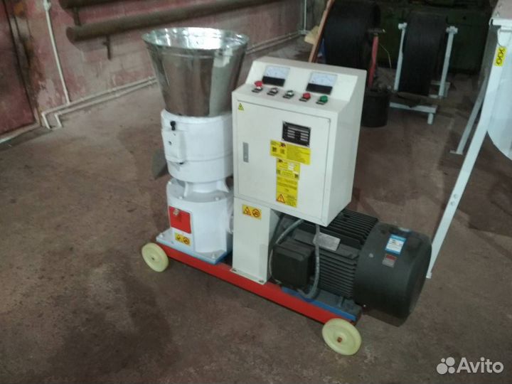 Смеситель для комбикорма cв 3.7 в наличии