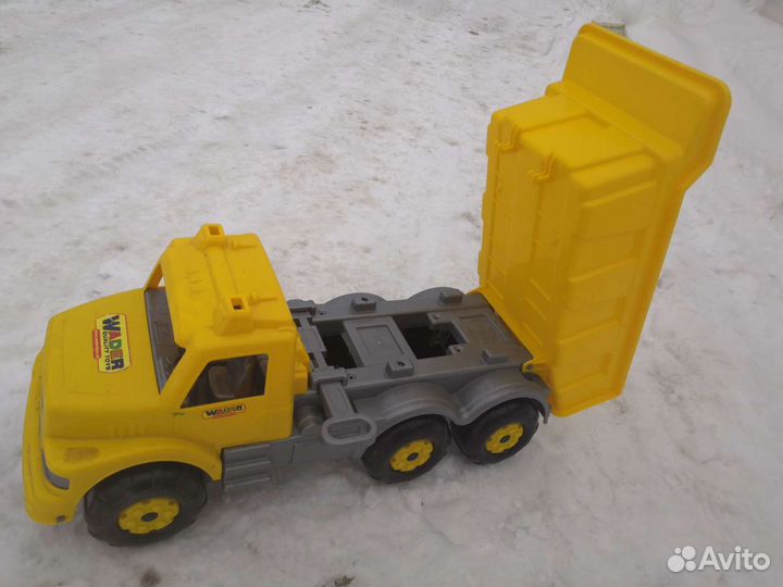 Грузовик - самосвал