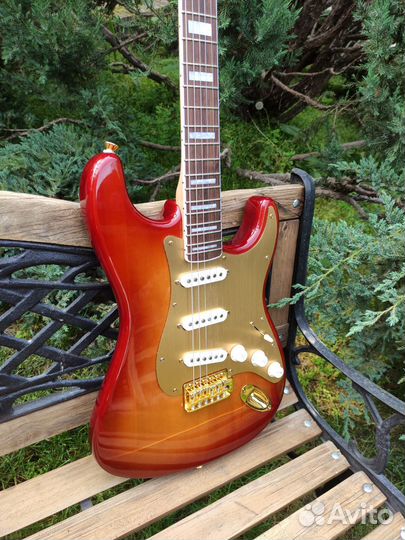 Fender Squier 40th Stratocaster