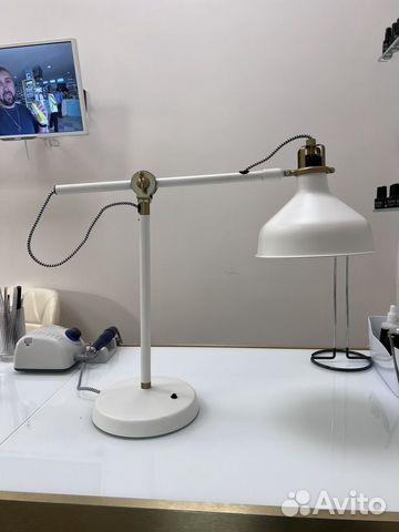 Настольна�я лампа IKEA
