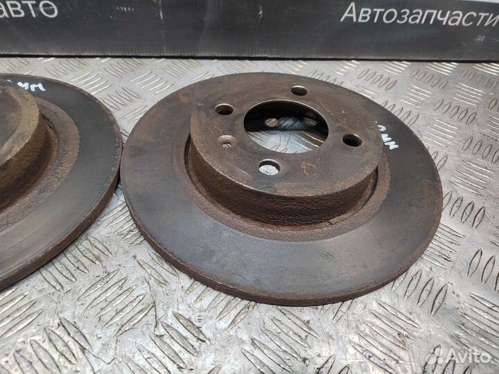 Тормозной диск передний Volkswagen Passat B3