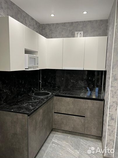 Кухня угловая мдф комбинированная