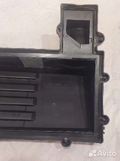 Корпус воздушного фильтра Шкода Октавия а7, 1.8