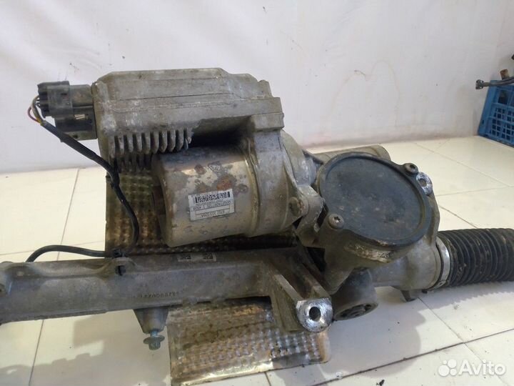 Рейка рулевая в сборе с тягами б.у. оригинал состо