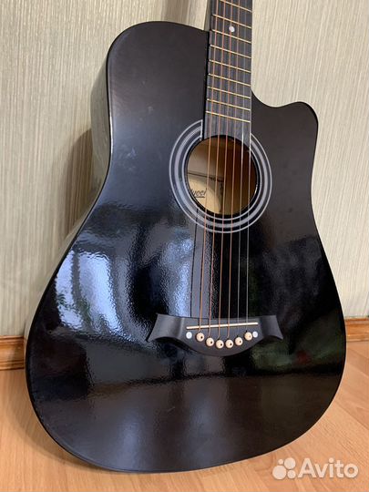Акустическая гитара belucci