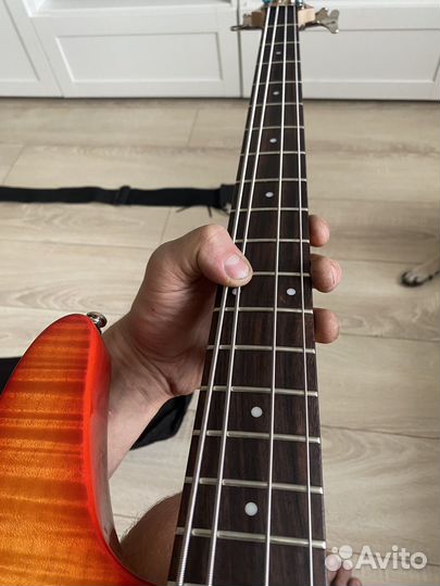 Бас гитара Ibanez srx500