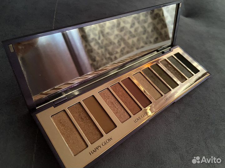 Палитра теней Charlotte Tilbury